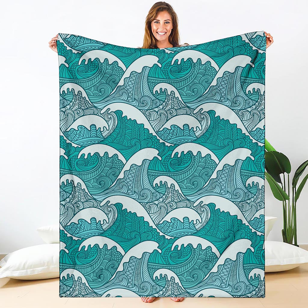 Surfing Wave Pattern Print Blanket
