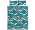 Surfing Wave Pattern Print Quilt Bed Set