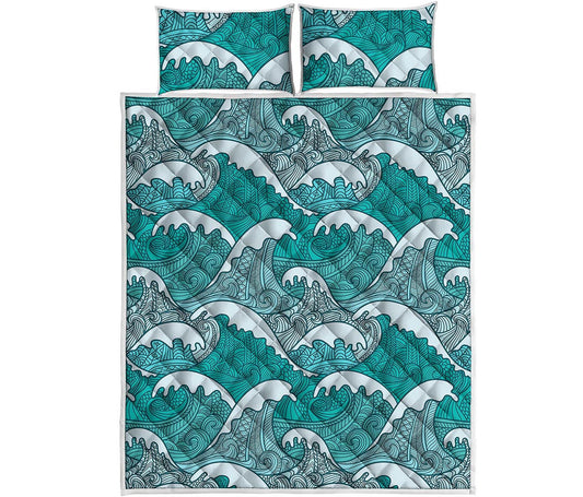 Surfing Wave Pattern Print Quilt Bed Set