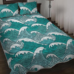 Surfing Wave Pattern Print Quilt Bed Set