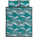 Surfing Wave Pattern Print Quilt Bed Set