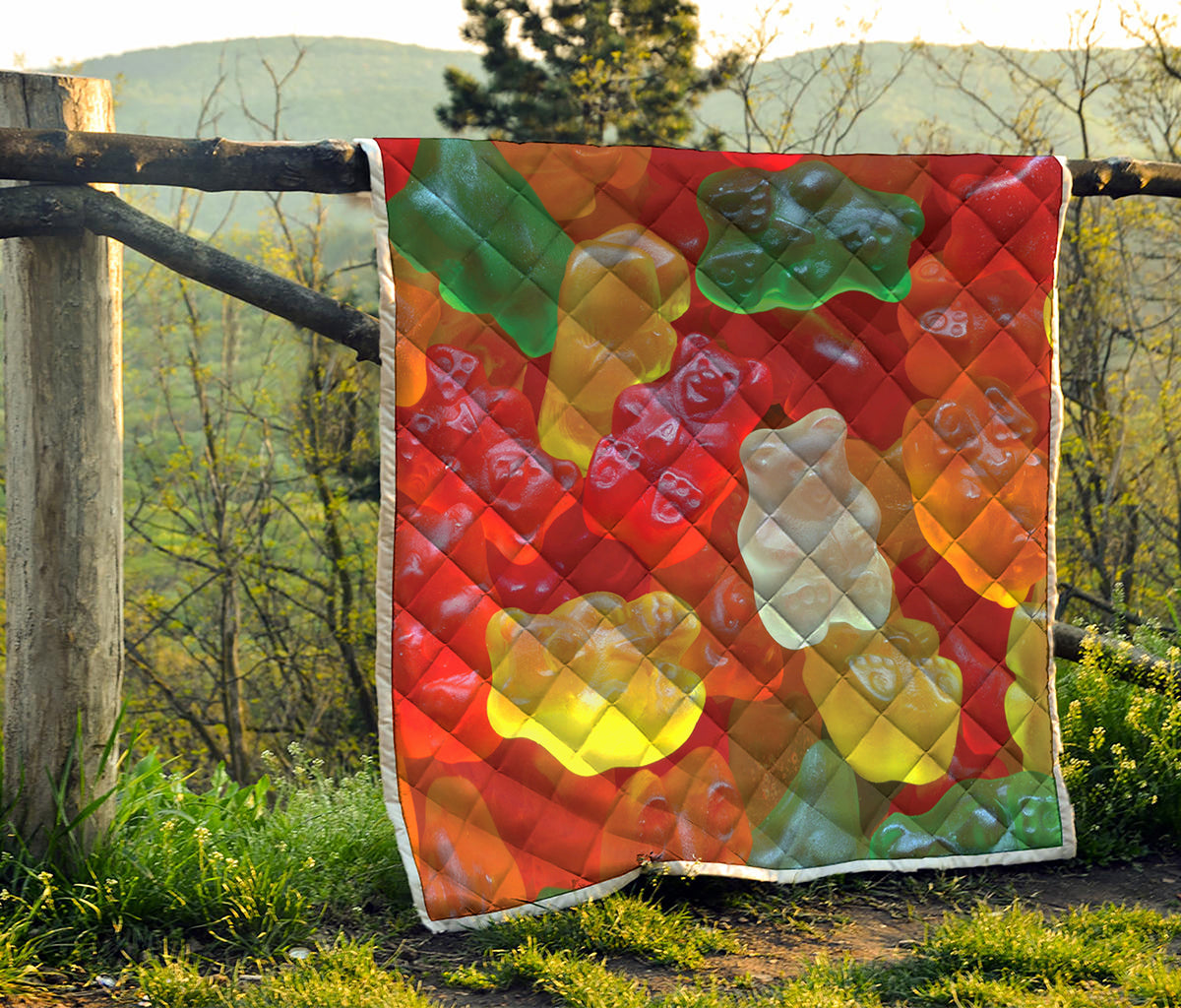 Sweet Gummy Bear Print Quilt