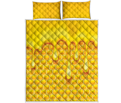 Sweet Honey Bee Hive Print Quilt Bed Set
