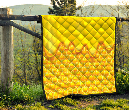 Sweet Honey Honeycomb Print Quilt