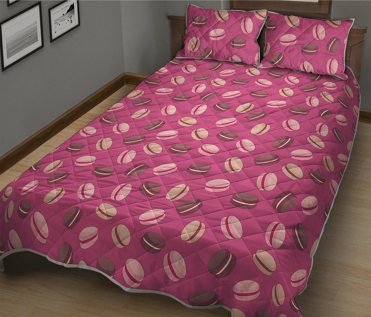 Sweet Macarons Pattern Print Quilt Bed Set