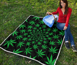 Swirl Cannabis Leaf Print Quilt