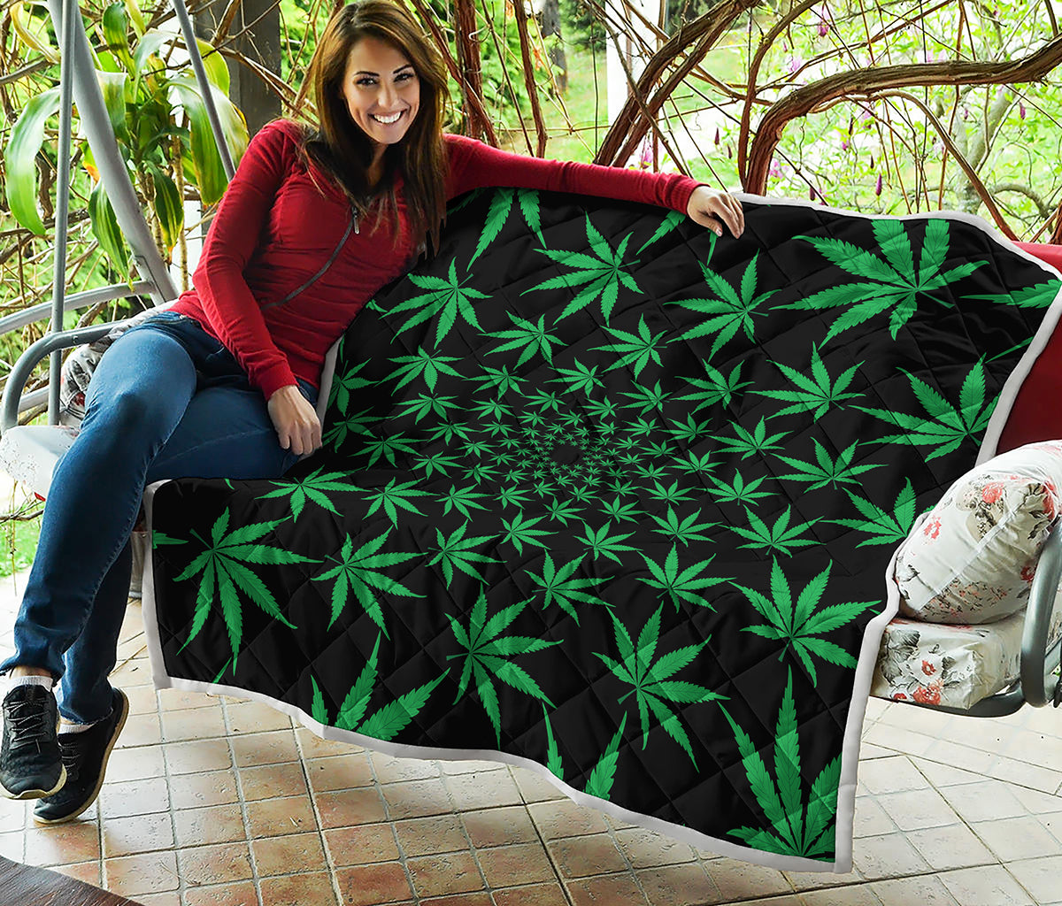 Swirl Cannabis Leaf Print Quilt