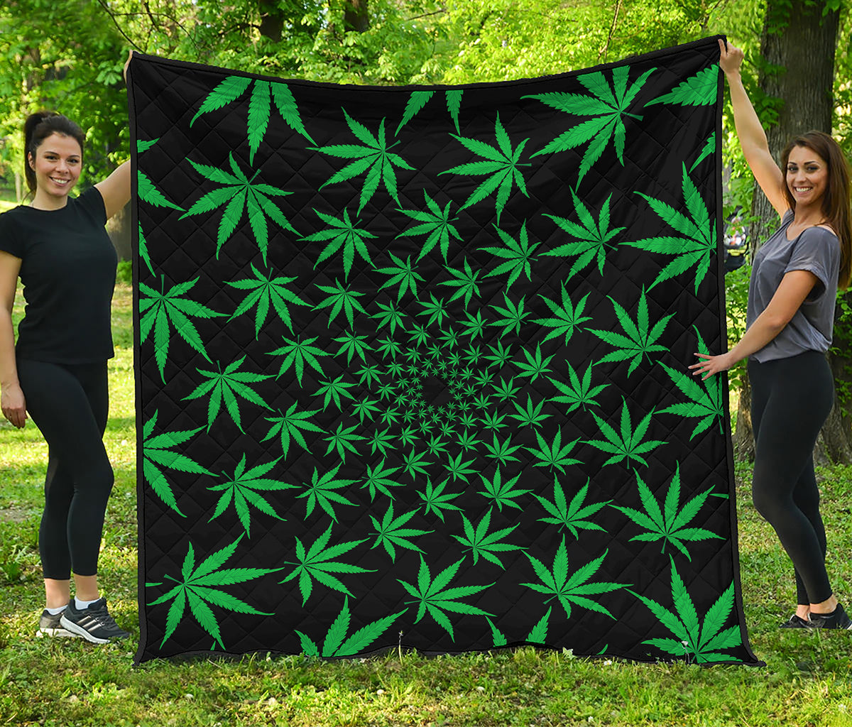 Swirl Cannabis Leaf Print Quilt