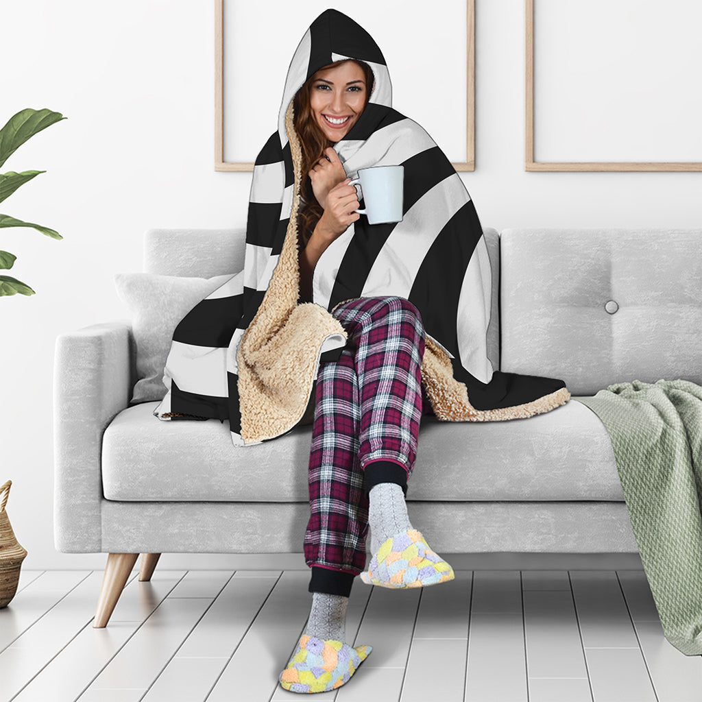 Swirl Optical Illusion Print Hooded Blanket