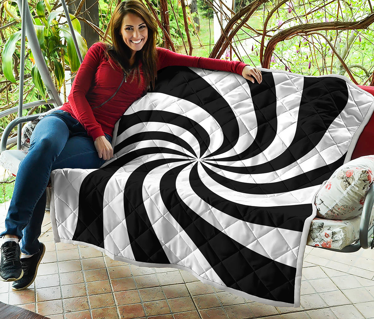Swirl Optical Illusion Print Quilt