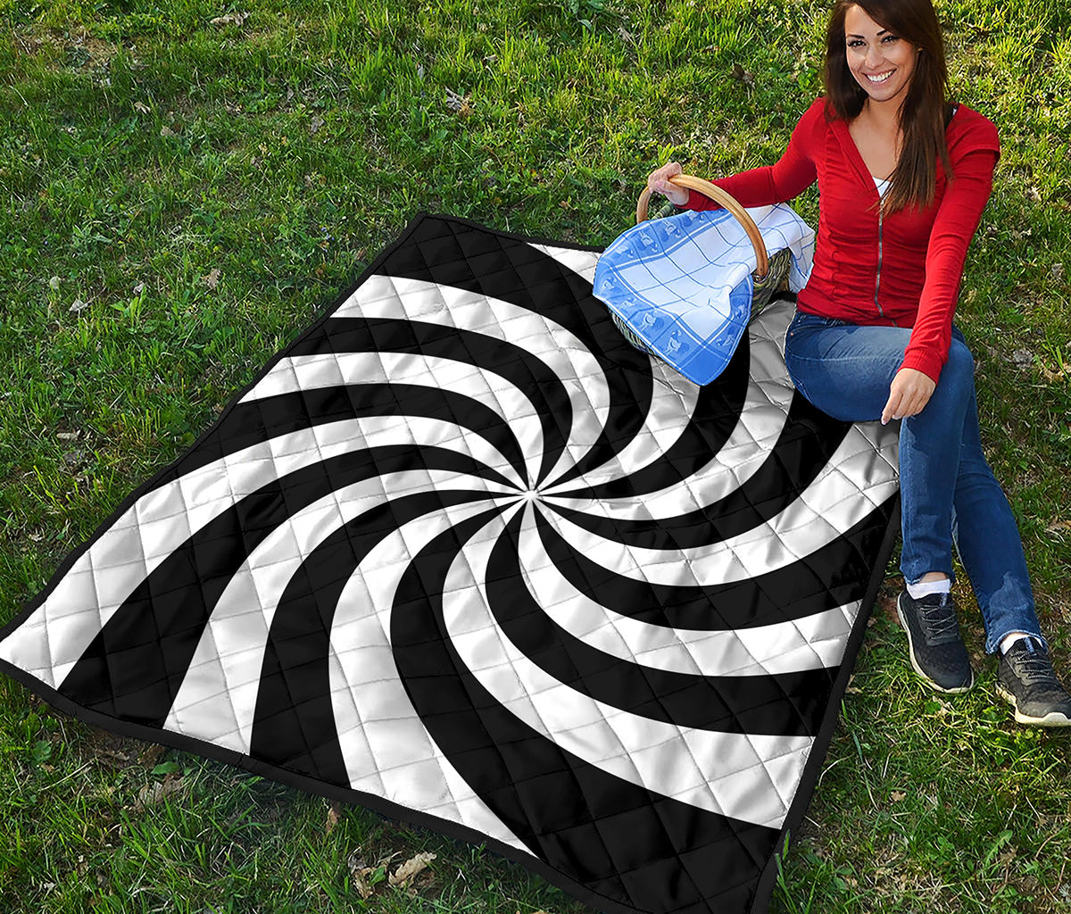 Swirl Optical Illusion Print Quilt