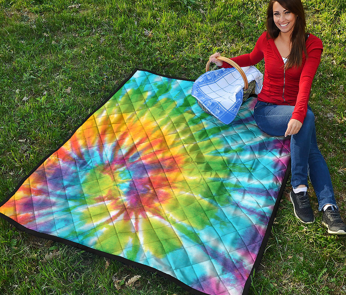 Swirl Tie Dye Print Quilt