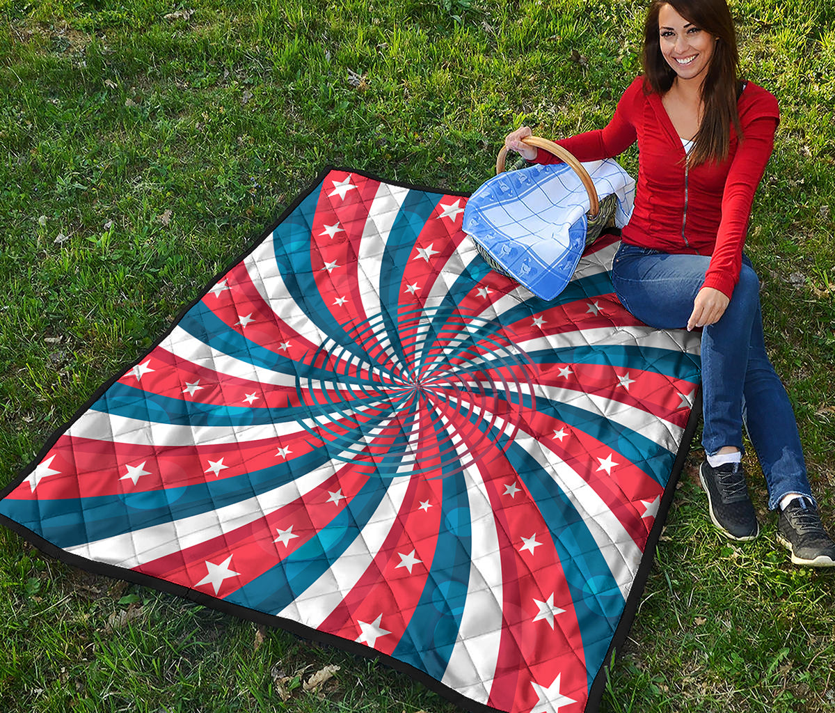 Swirly American Patriotic Print Quilt