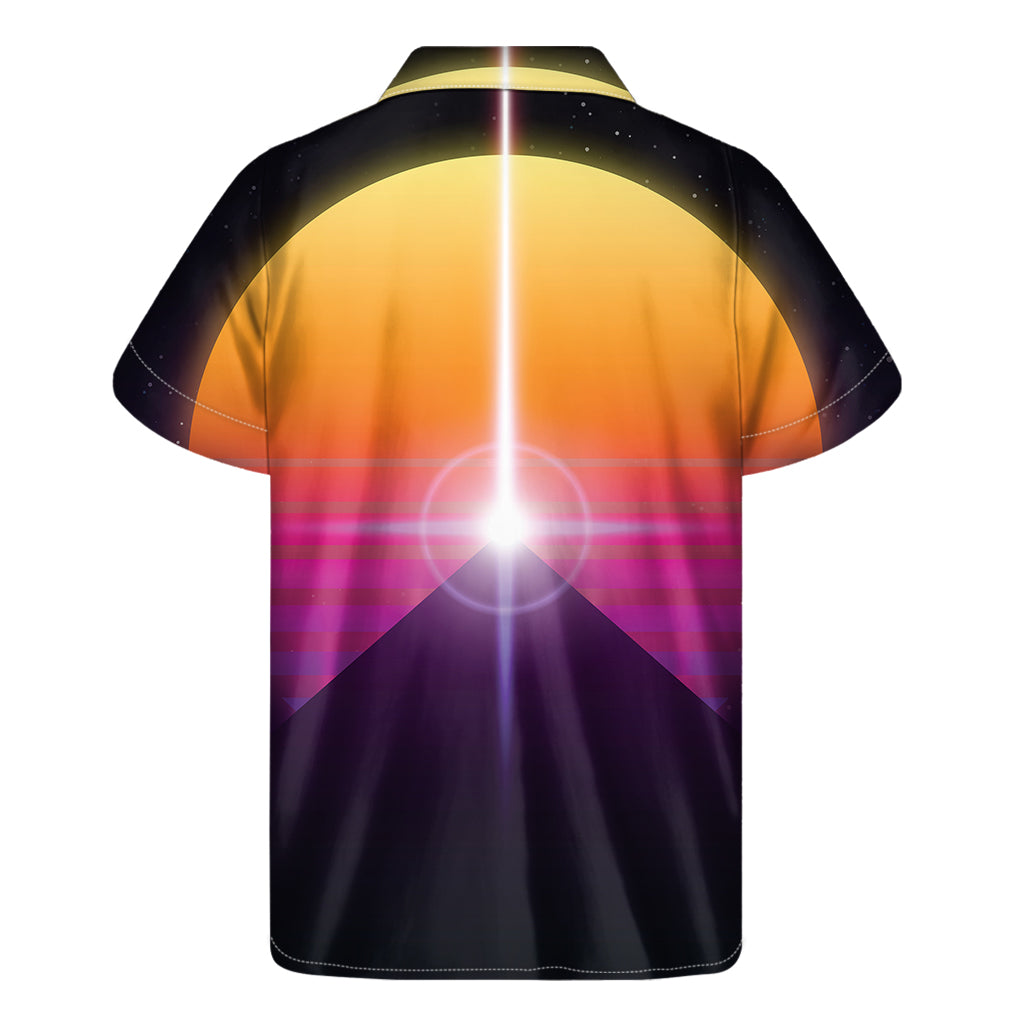 Synthwave Pyramid Print Men's Short Sleeve Shirt