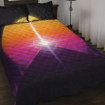 Synthwave Pyramid Print Quilt Bed Set