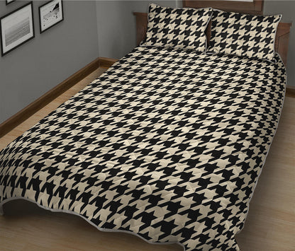 Tan And Black Houndstooth Pattern Print Quilt Bed Set