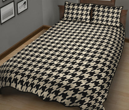 Tan And Black Houndstooth Pattern Print Quilt Bed Set