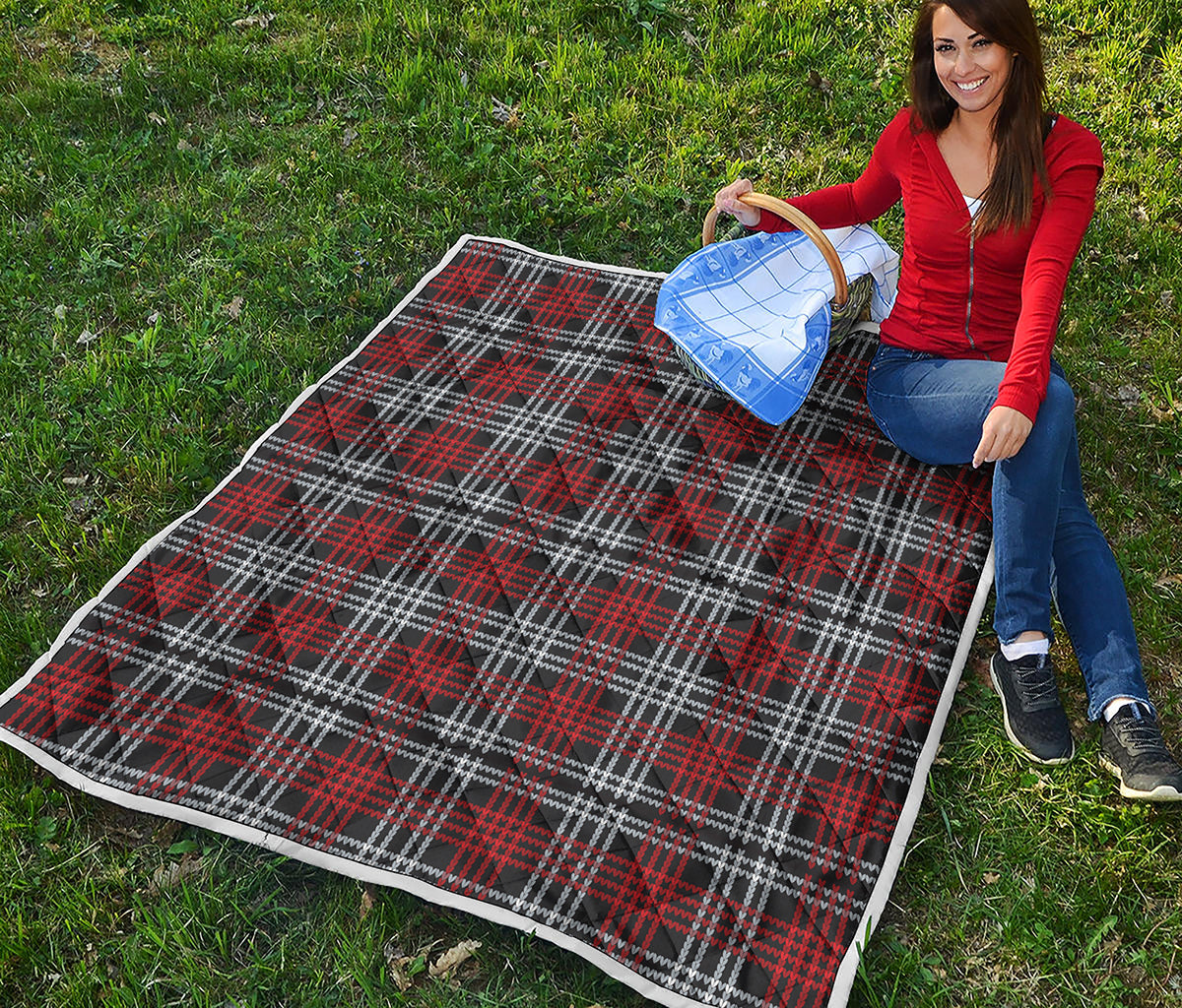 Tartan Knitted Pattern Print Quilt