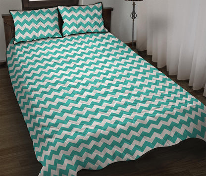 Teal And White Chevron Pattern Print Quilt Bed Set