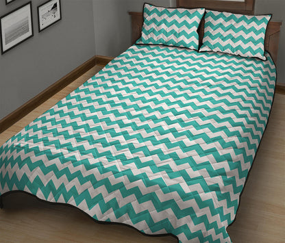 Teal And White Chevron Pattern Print Quilt Bed Set