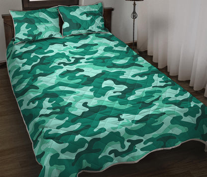 Teal Camouflage Print Quilt Bed Set