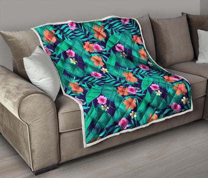 Teal Hawaiian Leaf Flower Pattern Print Quilt