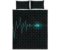 Teal Heartbeat Print Quilt Bed Set