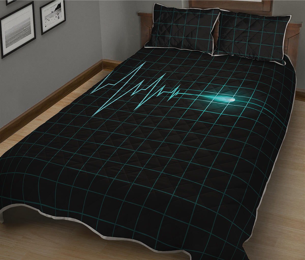 Teal Heartbeat Print Quilt Bed Set