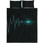 Teal Heartbeat Print Quilt Bed Set