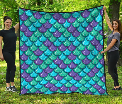 Teal Mermaid Scales Pattern Print Quilt