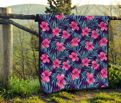 Teal Tropical Hibiscus Pattern Print Quilt