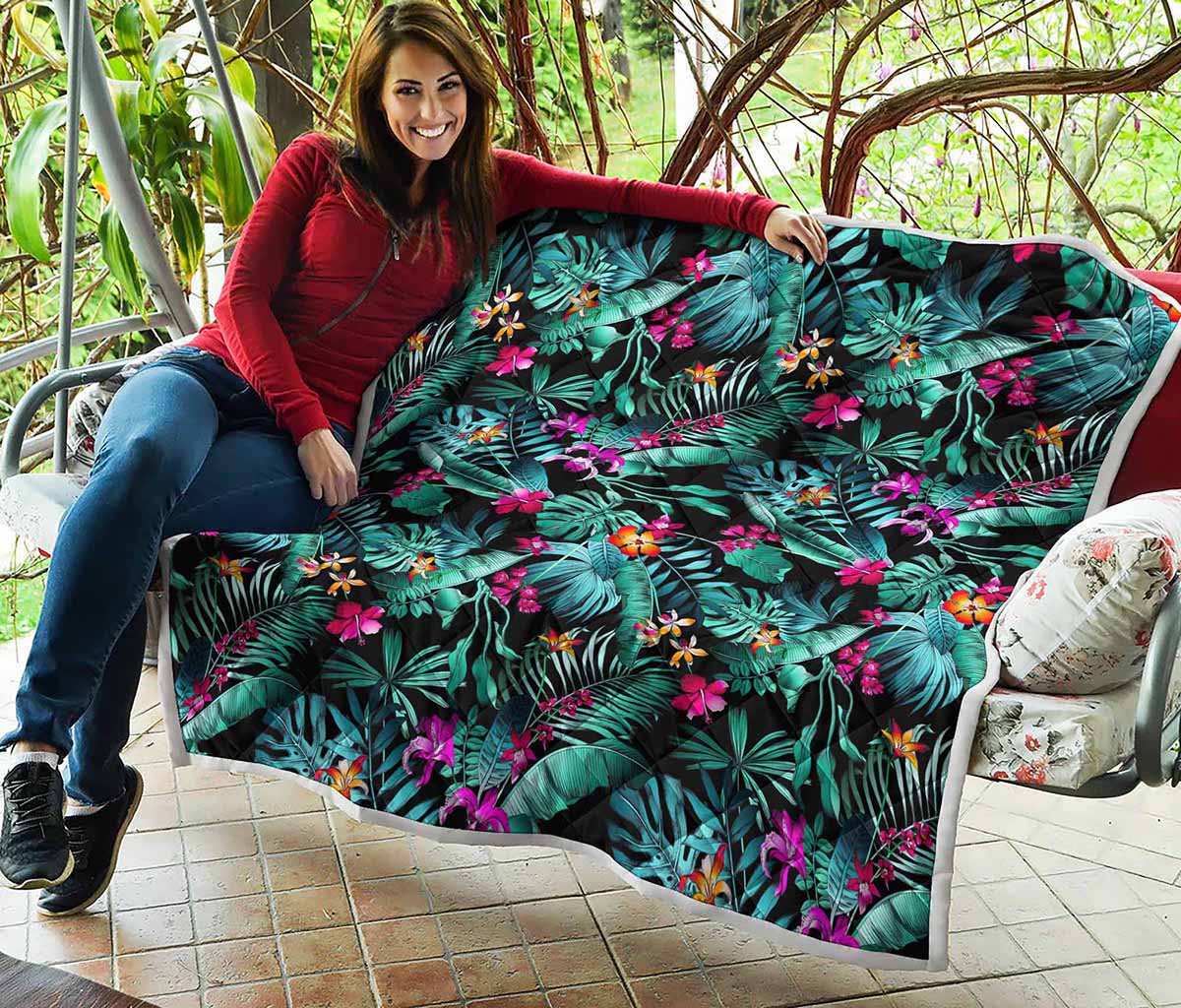 Teal Tropical Leaf Hawaii Pattern Print Quilt