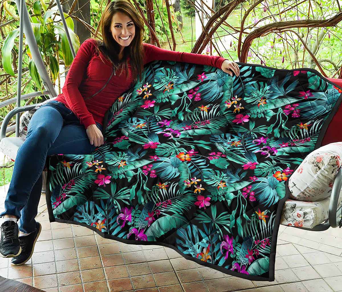 Teal Tropical Leaf Hawaii Pattern Print Quilt