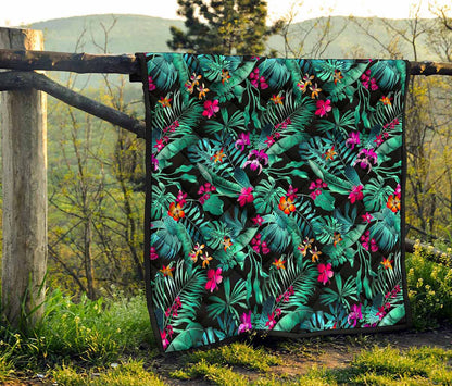 Teal Tropical Leaf Hawaii Pattern Print Quilt