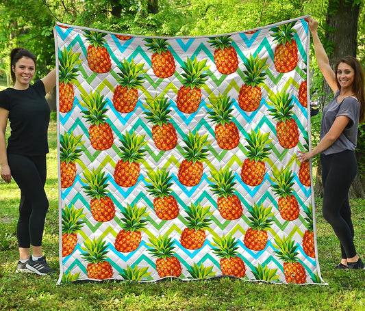 Teal Zig Zag Pineapple Pattern Print Quilt