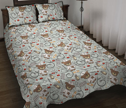 Teddy Bear Doctor Pattern Print Quilt Bed Set