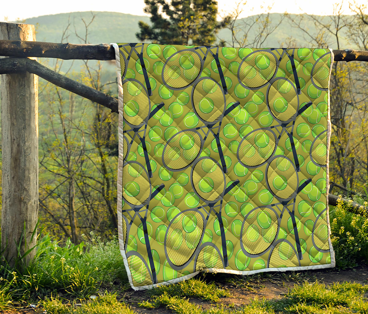 Tennis Ball And Racket Pattern Print Quilt
