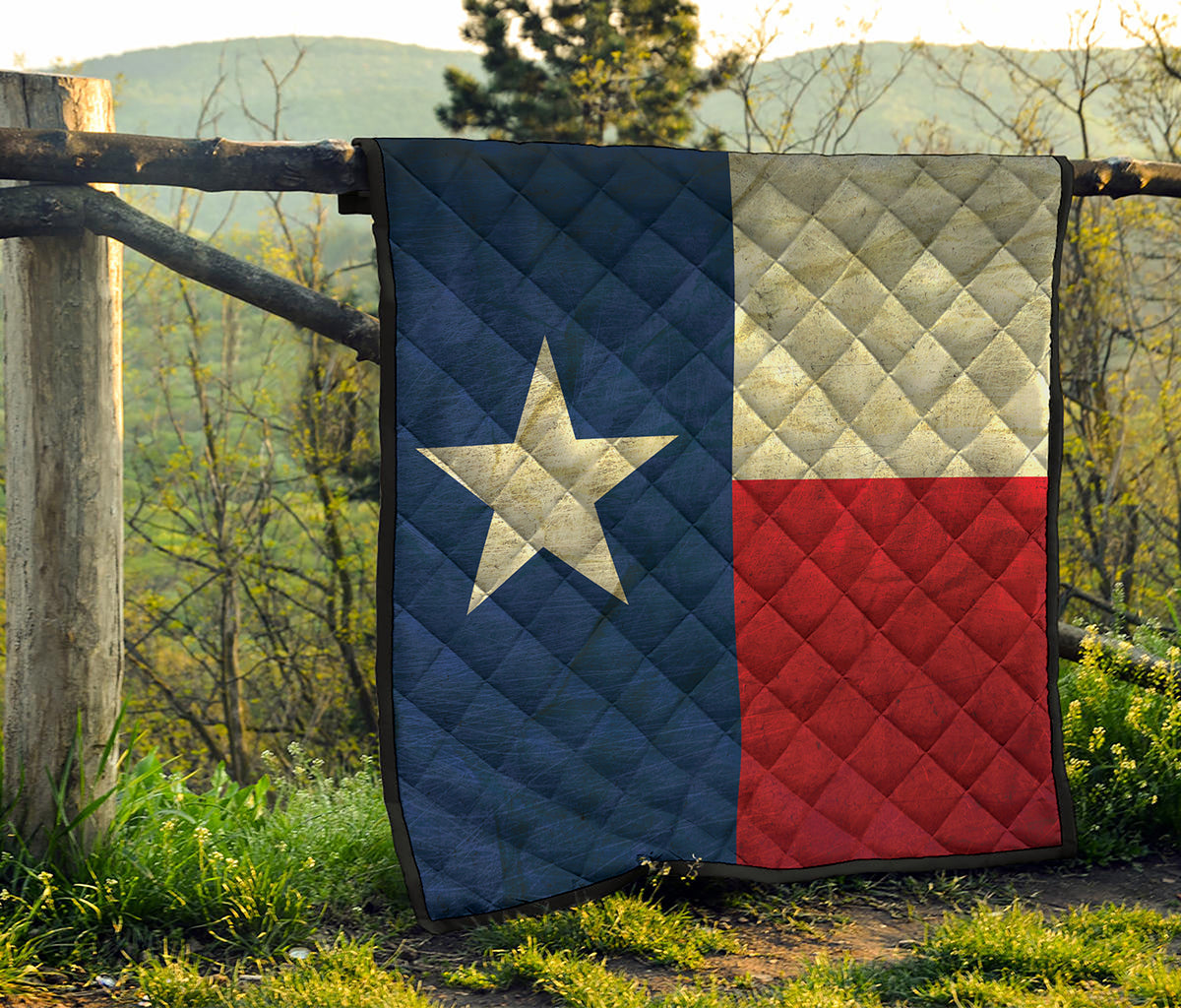 Texas Flag Print Quilt