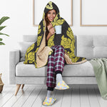 Thai Ornament Pattern Print Hooded Blanket