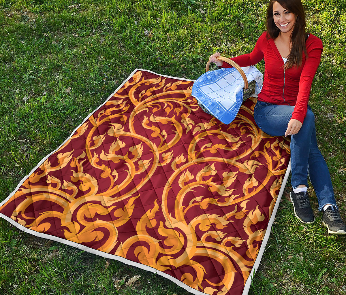 Thai Winding Vines Pattern Print Quilt