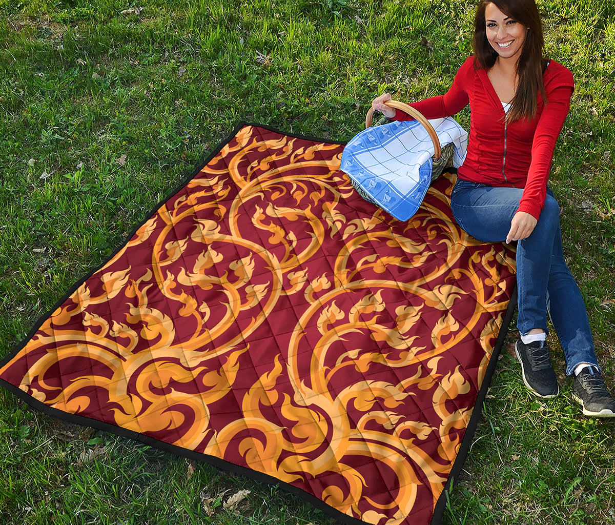 Thai Winding Vines Pattern Print Quilt