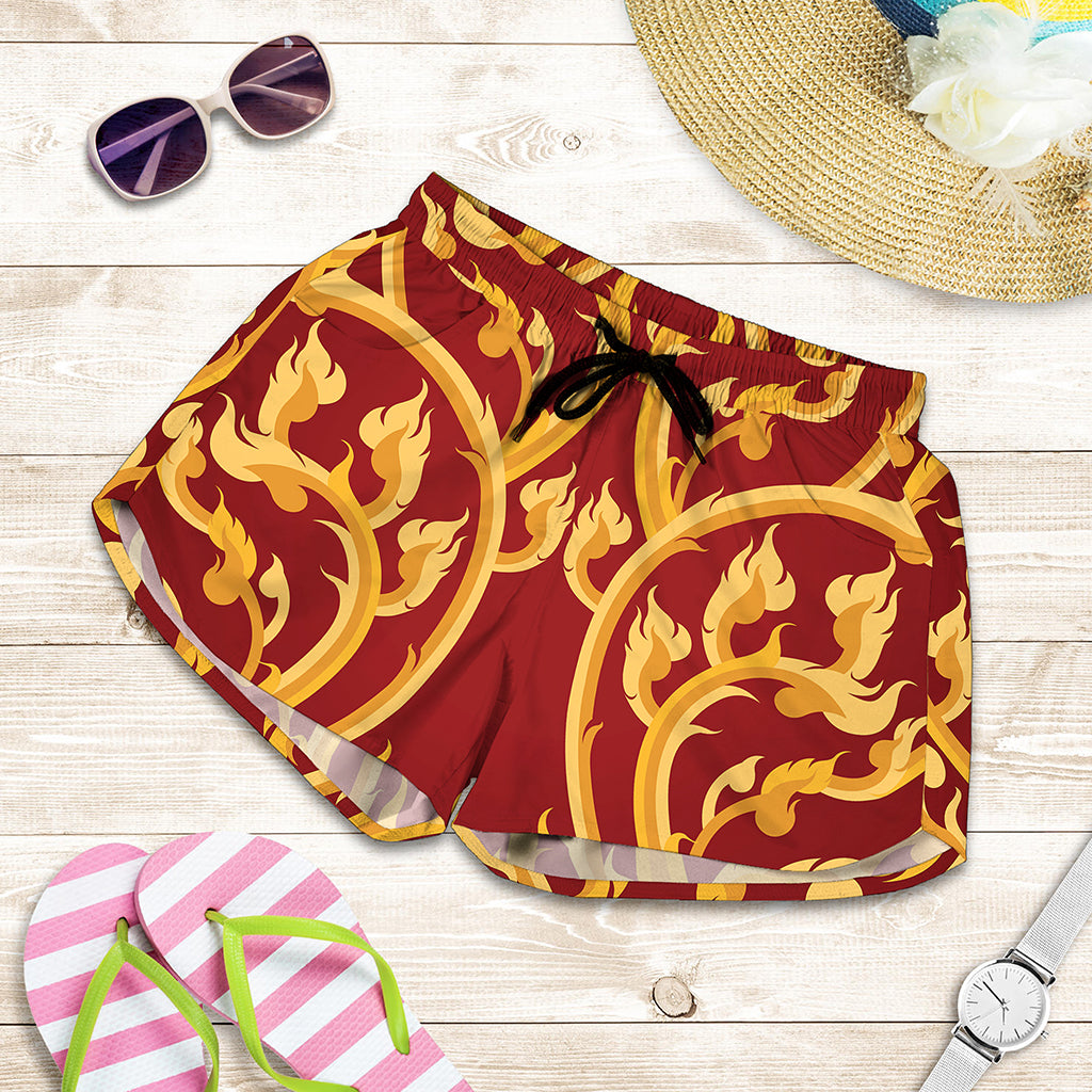 Thai Winding Vines Pattern Print Women's Shorts