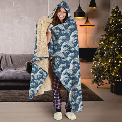 The Great Kanagawa Wave Pattern Print Hooded Blanket