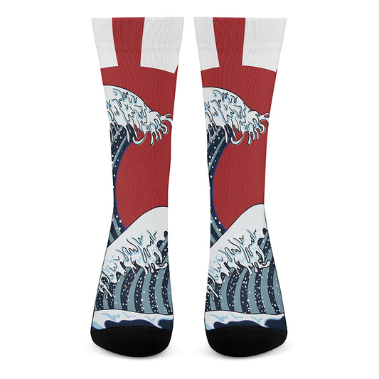 The Great Kanagawa Wave Print Crew Socks
