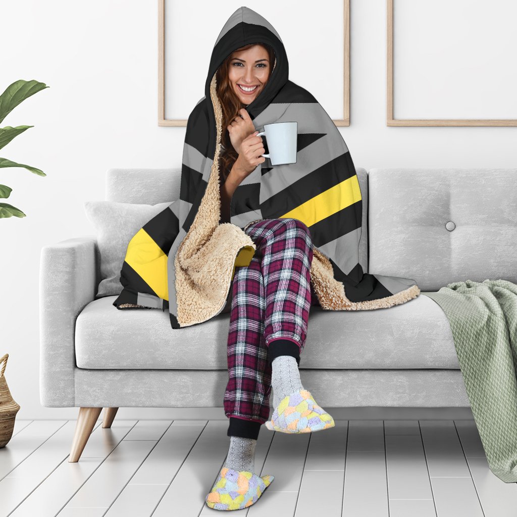 Thin Gold Line Union Jack Hooded Blanket GearFrost