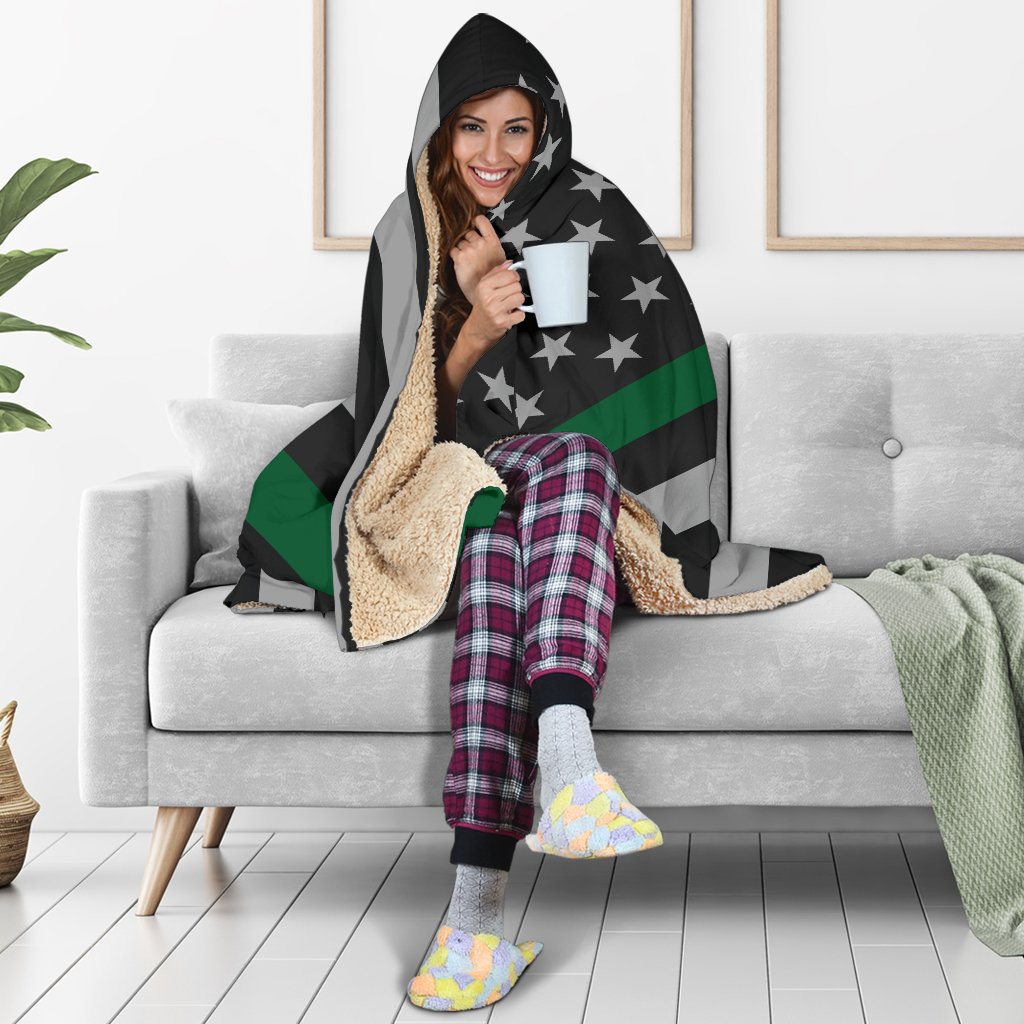 Thin Green Line Hooded Blanket GearFrost