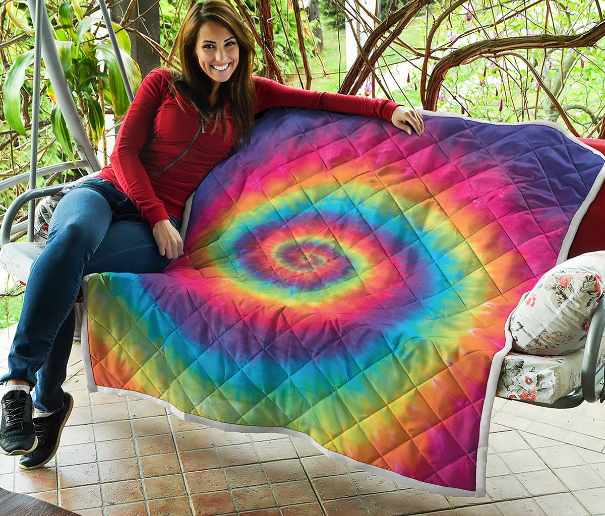 Tie Dye Print Quilt