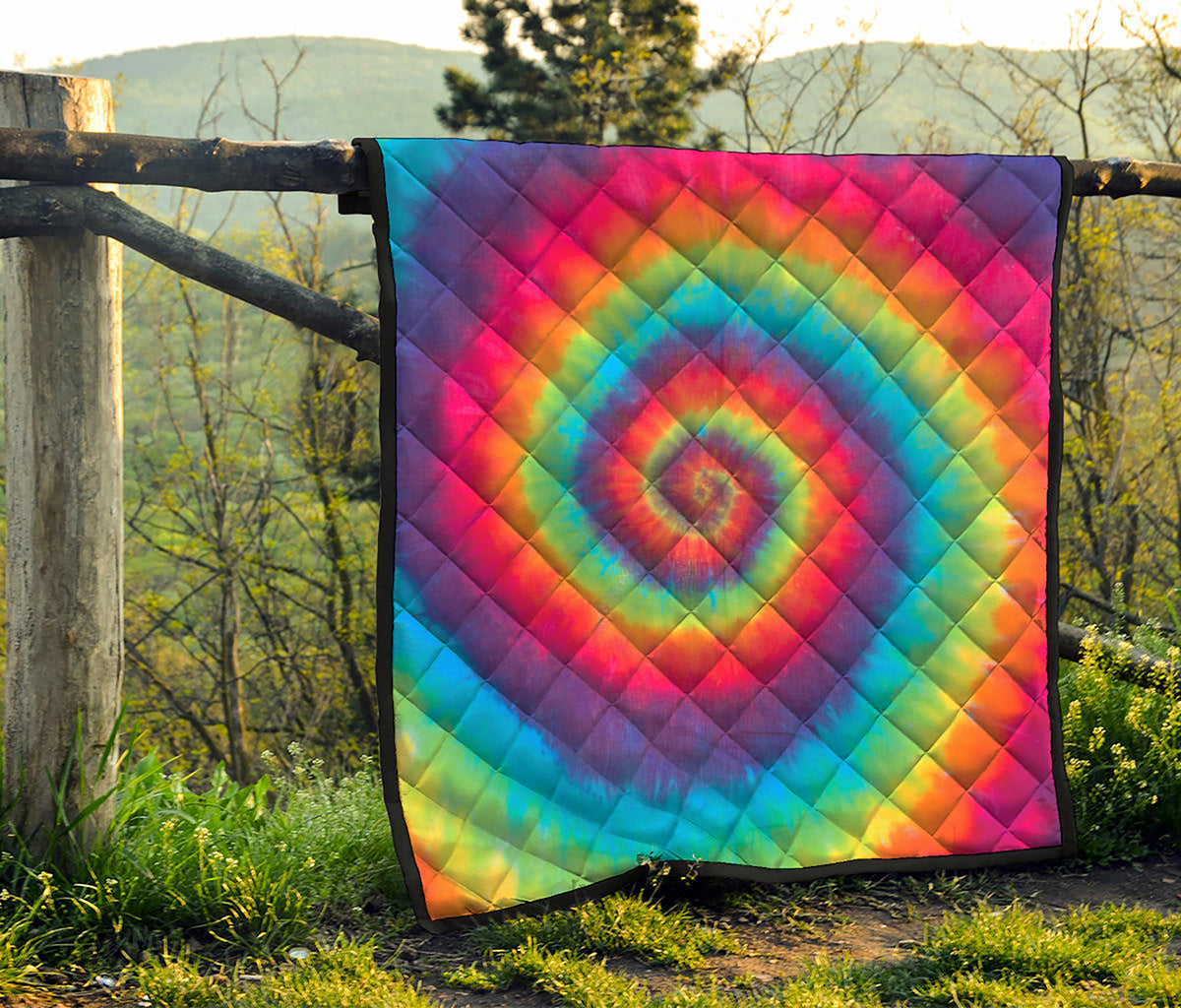 Tie Dye Print Quilt