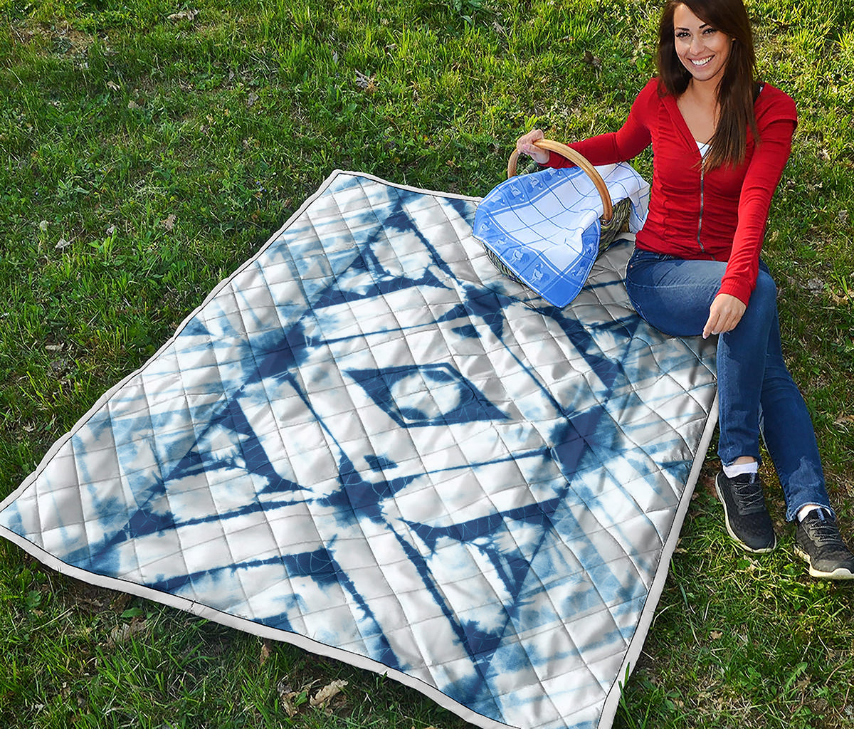Tie Dye Shibori Pattern Print Quilt