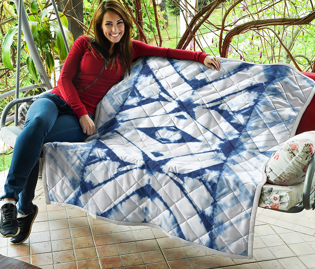 Tie Dye Shibori Pattern Print Quilt